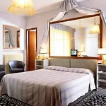 Hotell & Dei Duchi 3*