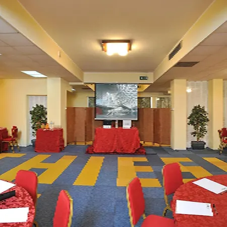 & Dei Duchi מלון אורבינו