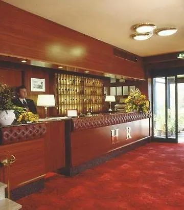 & Dei Duchi מלון אורבינו