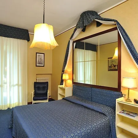 & Dei Duchi 3* אורבינו