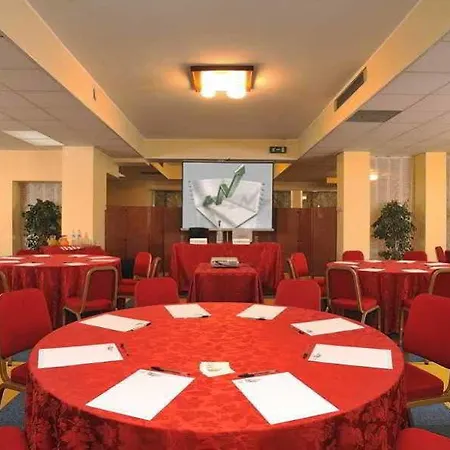 Hotel & Dei Duchi 3*