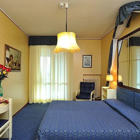 & Dei Duchi 3* Urbino
